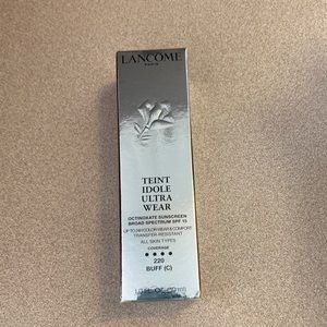 Lancôme Teint Idole Ultra Wear Foundation